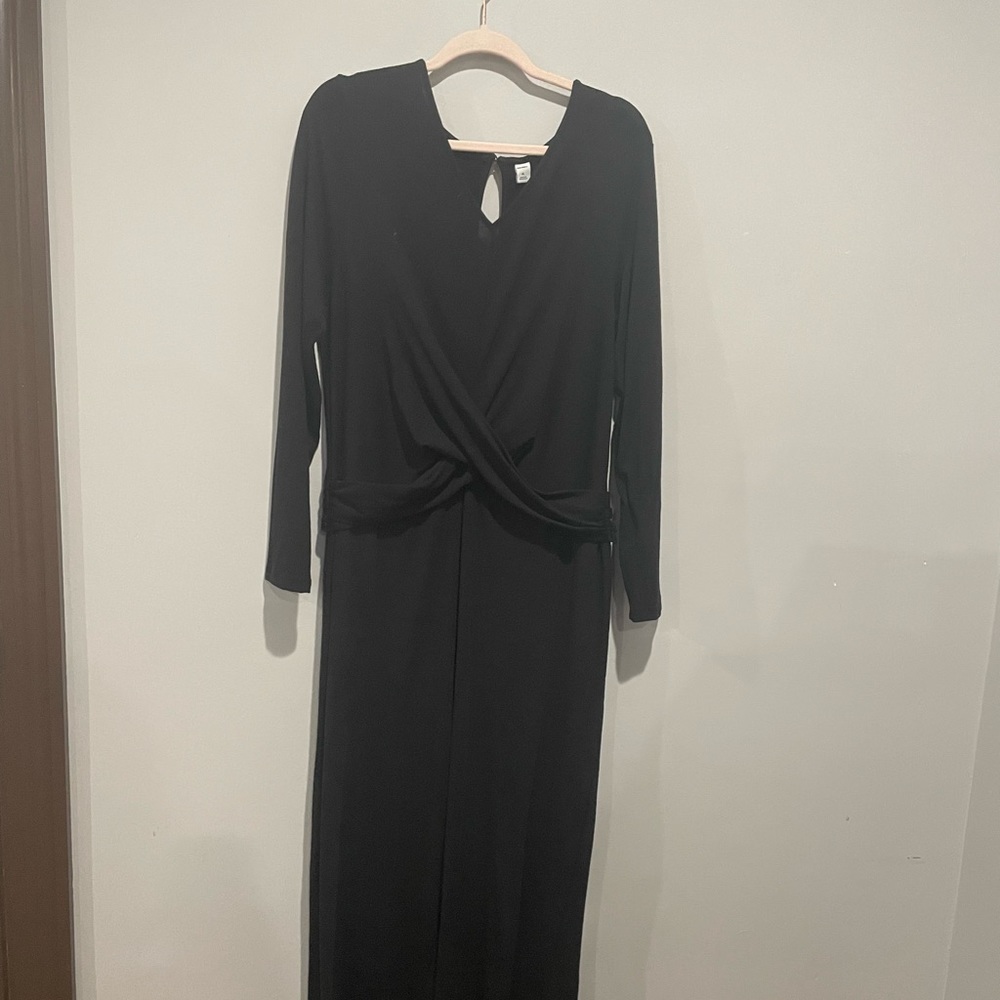 ✨XL OLD NAVY BLACK LONG SLEEVE JUMPSUIT✨